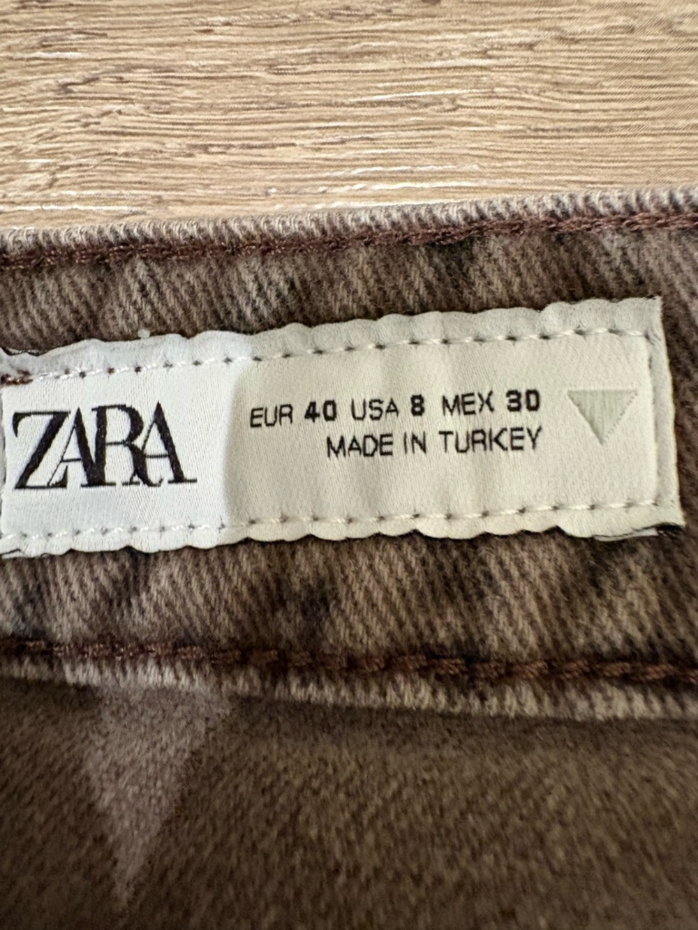 Zara Brown Leopard-Print Wide Leg Jeans - Picture 5 of 9